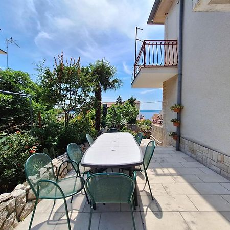 Apartments Tortuga Dramalj Kültér fotó